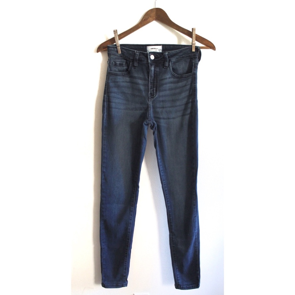 KanCan Premiere Super Stretch Skinny Jeans 5/26 Preowned